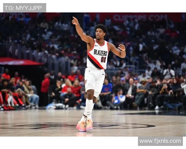 开拓者伤病报告:利拉德亨德森罗威缺席 其他球员均可出战